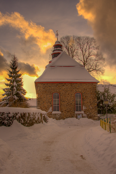 Symbol Kirche Winter Liebenscheid