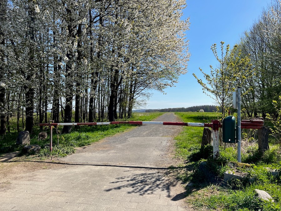 Natur Schranke Waldweg MT