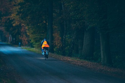 Symbol Verkehr Radfahrer Herbst Dunkel